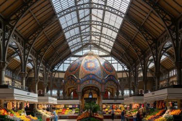 Mercat Central de Valencia modernist iron arches and ceramic dome